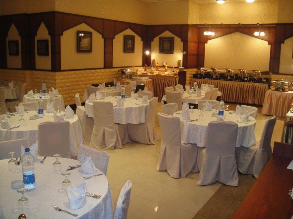 L'Arabia Hotel Apartments Abu Dhabi Restaurang bild